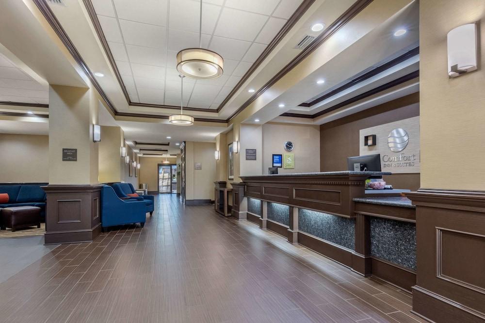 Comfort Inn & Suites North Little Rock Mccain Mall Экстерьер фото