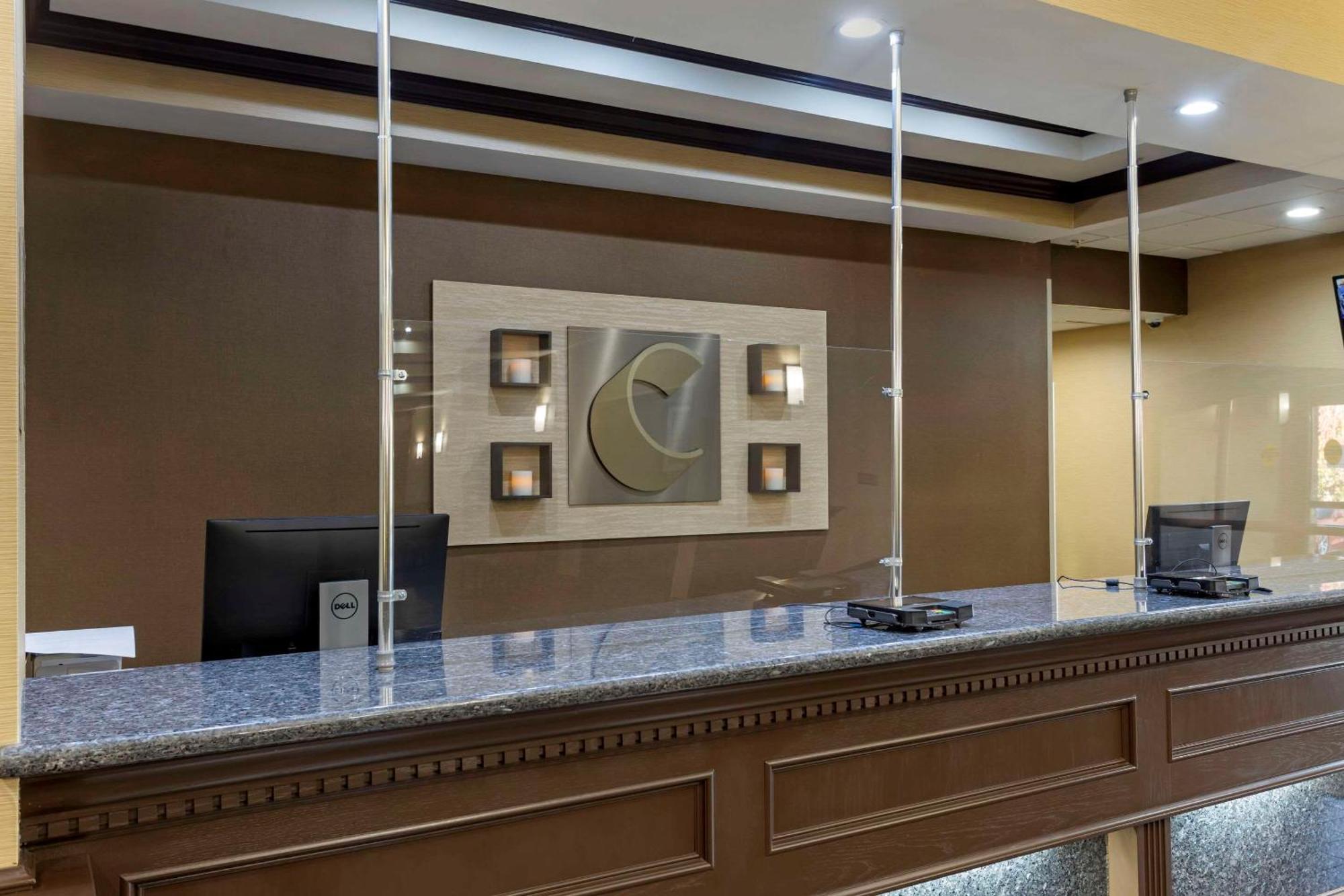 Comfort Inn & Suites North Little Rock Mccain Mall Экстерьер фото