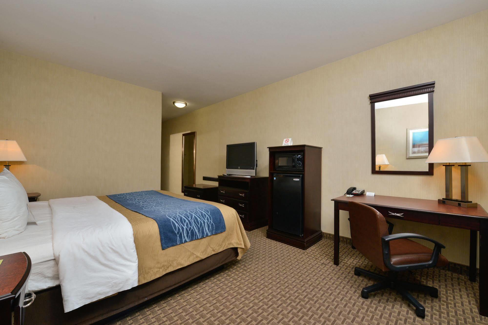 Comfort Inn & Suites North Little Rock Mccain Mall Экстерьер фото