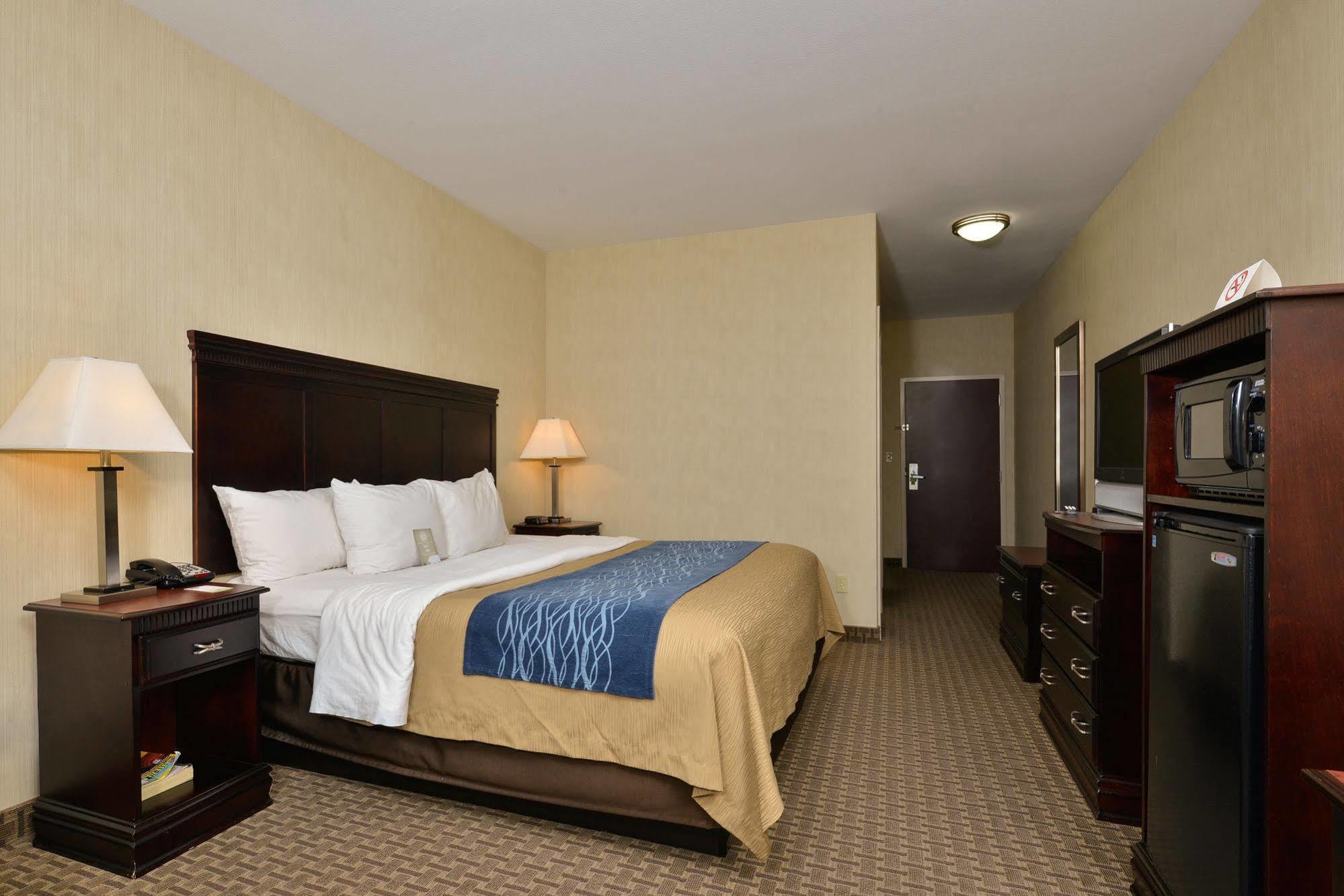 Comfort Inn & Suites North Little Rock Mccain Mall Экстерьер фото