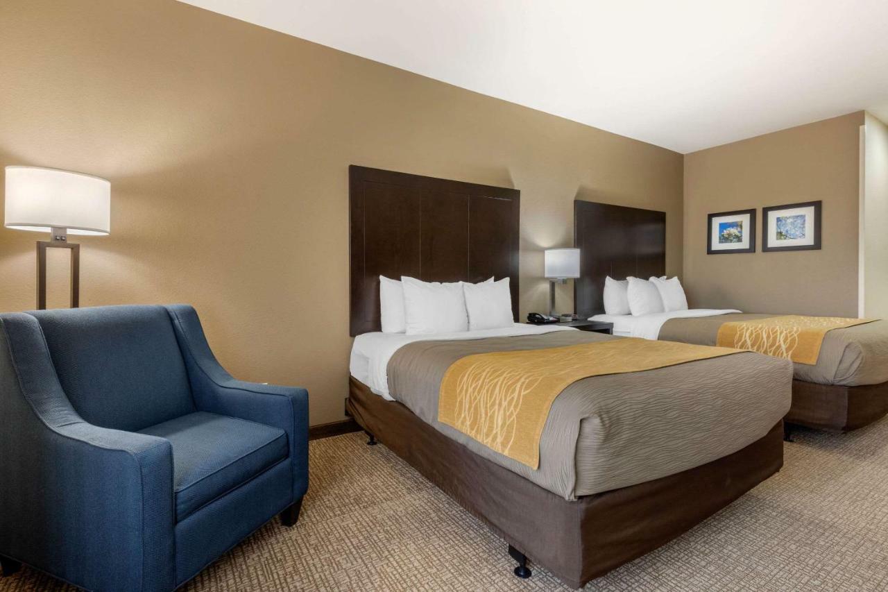Comfort Inn & Suites North Little Rock Mccain Mall Экстерьер фото