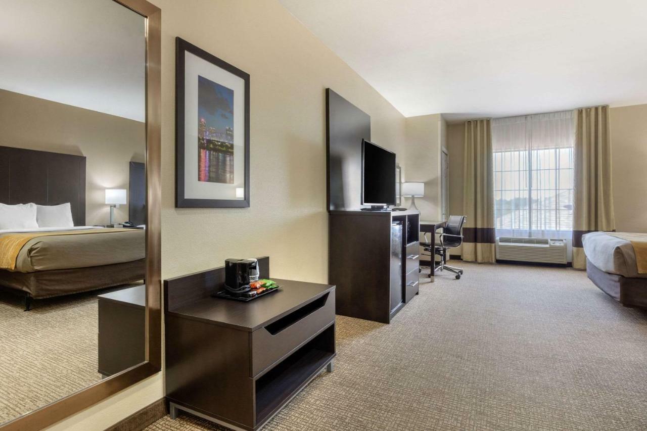 Comfort Inn & Suites North Little Rock Mccain Mall Экстерьер фото